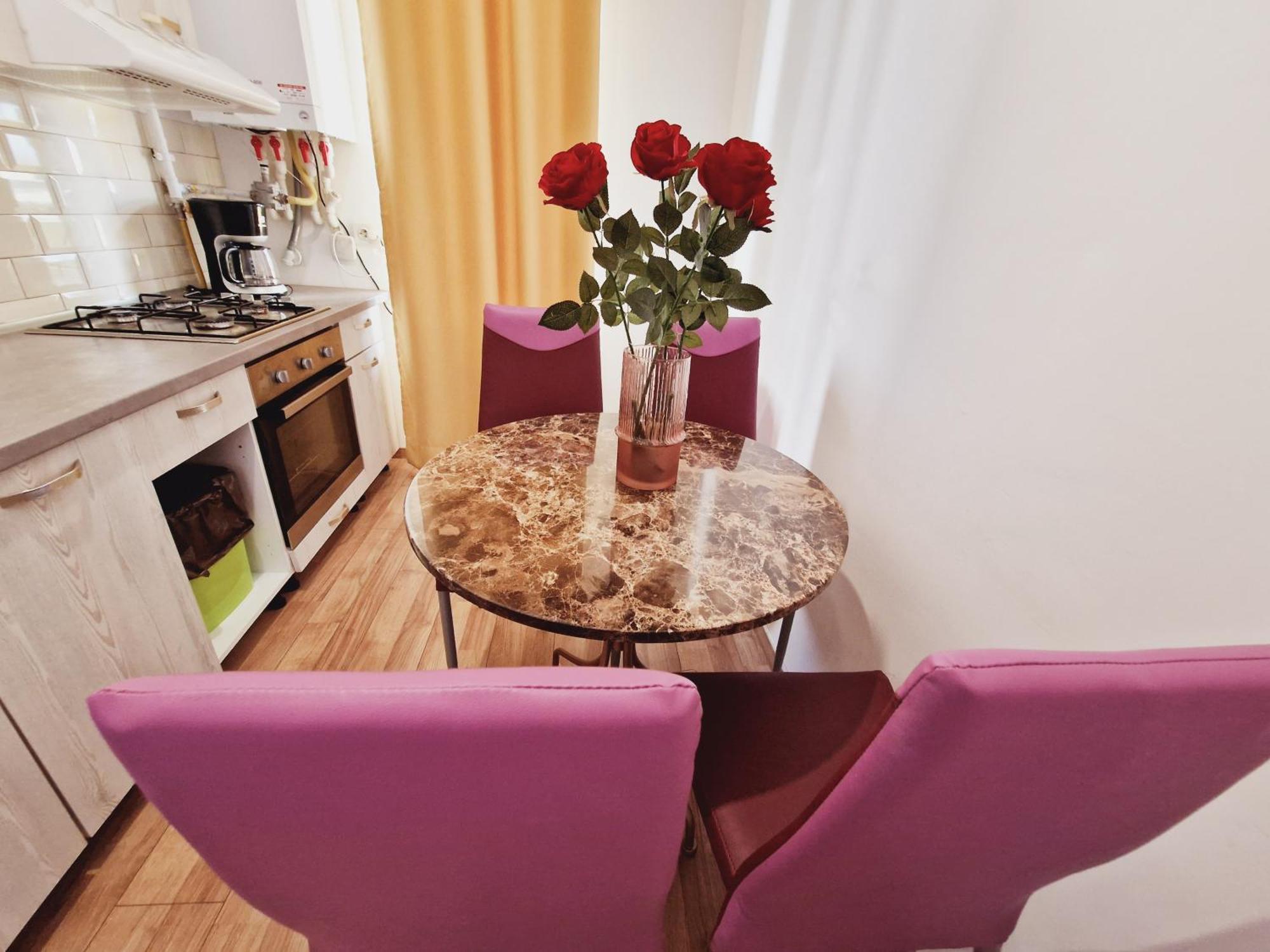 Ultracentral 5* Boutique Hotel Style Apartment. Brand New. 2 Rooms. Spacious. Free Parking Cluj-Napoca Luaran gambar
