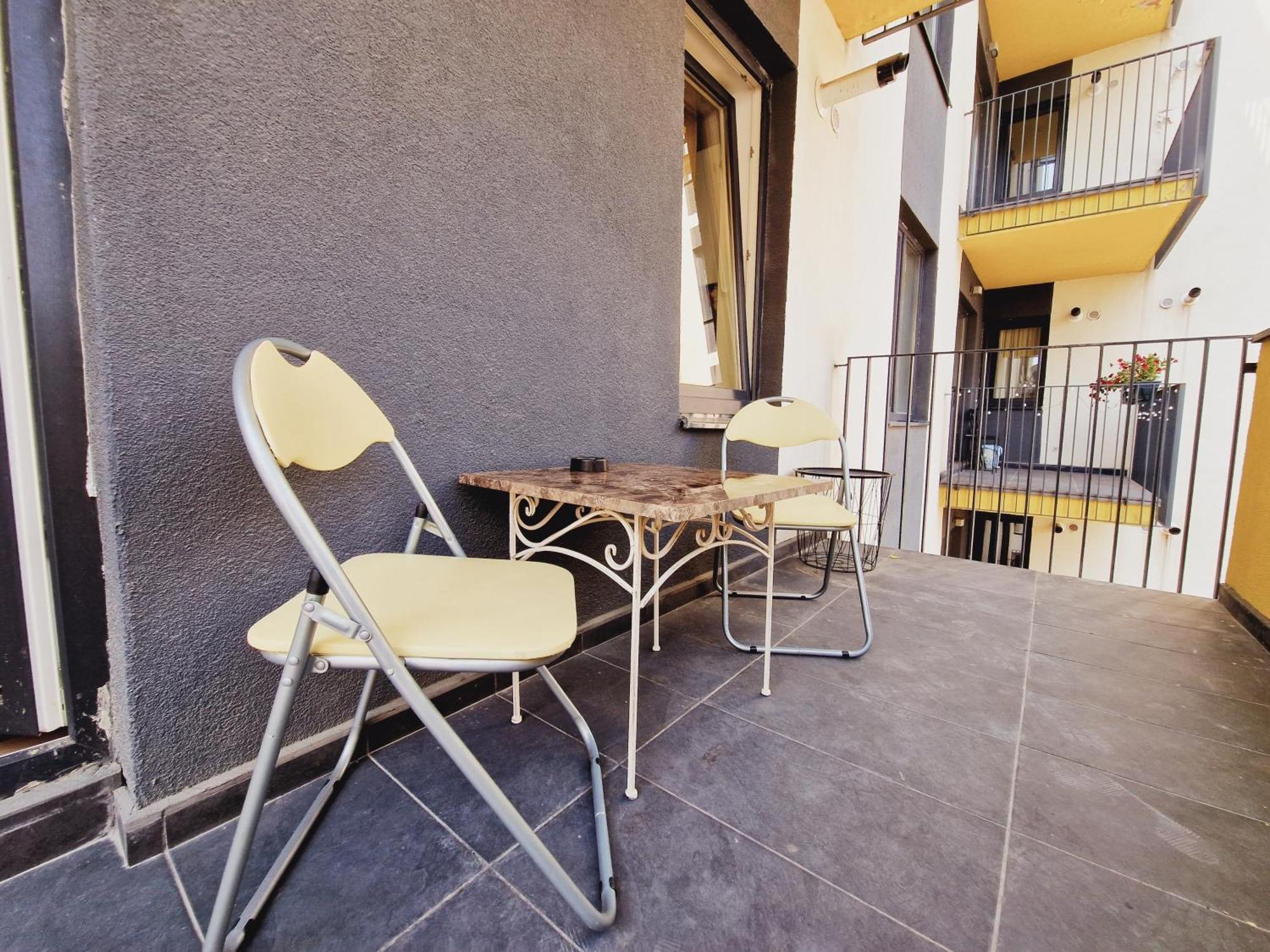 Ultracentral 5* Boutique Hotel Style Apartment. Brand New. 2 Rooms. Spacious. Free Parking Cluj-Napoca Luaran gambar